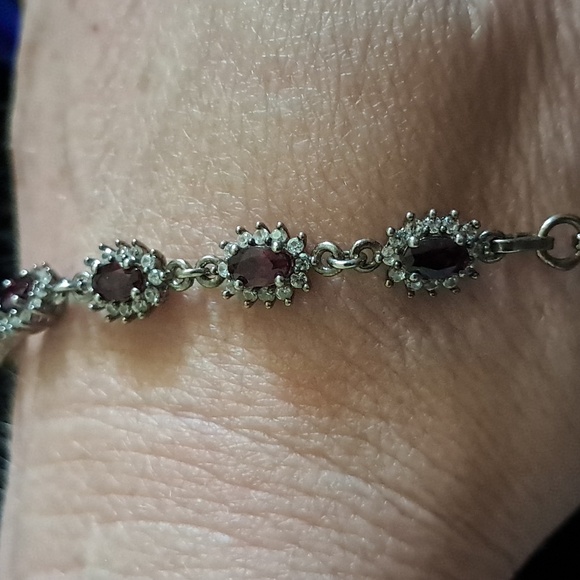 Anthill Garnet and White Zircon Toggle Clasp Bracelet in 925 Sterling Silver. - Picture 8 of 9